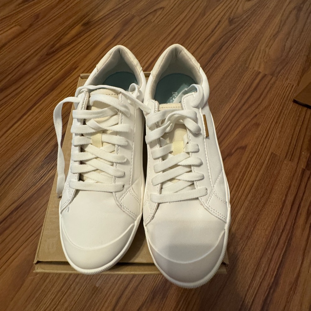 Dr Scholl’s T-Timeoff shoes